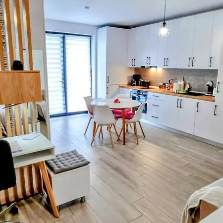 Ateneo Apartament *